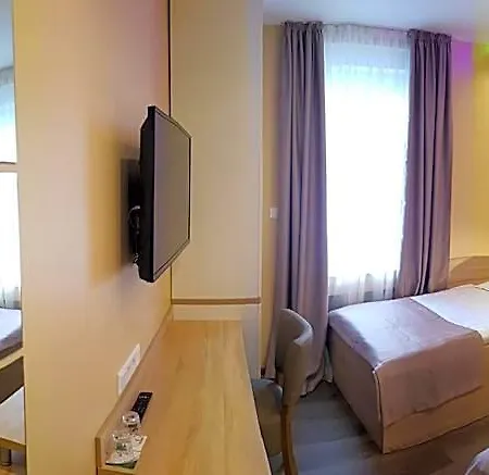 Haus Buederich Hotel 3*