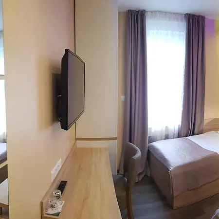 布德瑞酒店 酒店 梅尔布施